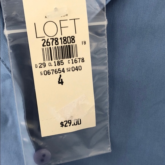 Ann Taylor loft top - Picture 2 of 5